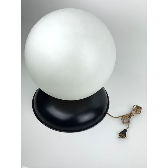 Vtg MCM Bakelite Style Globe Orb Table Accent Lamp Light w/ Aluminum Base Large - Picture 3 of 14